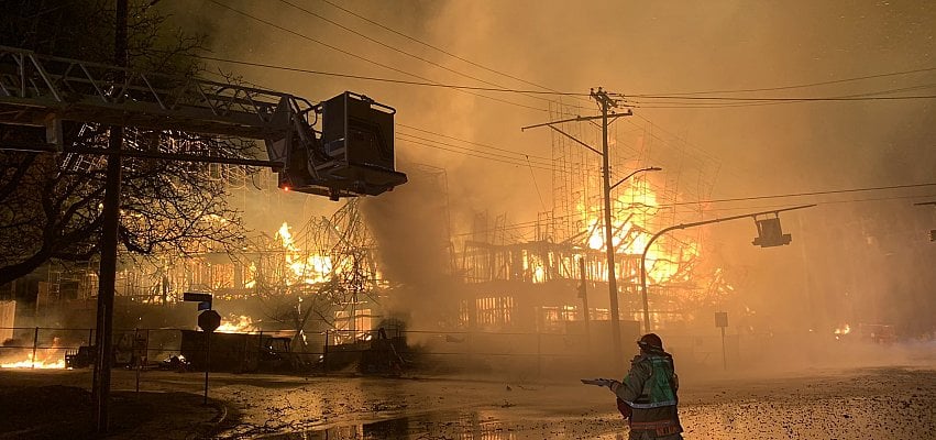 Firefighters battle major fire during last night’s windstorm